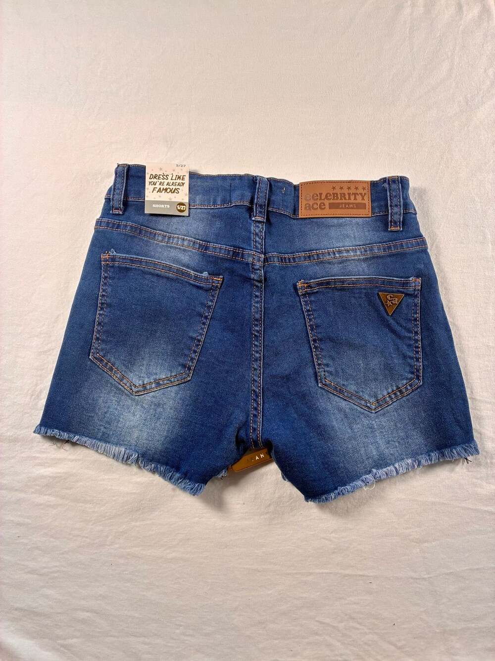 Celebrity Ace Mid Rise Skinny Denim Shorts Size 5/27 - Picture 8 of 8